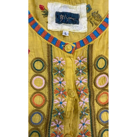 Johnny Was Mustard Floral Embroidered Top. Size: L - Picture 6 of 7